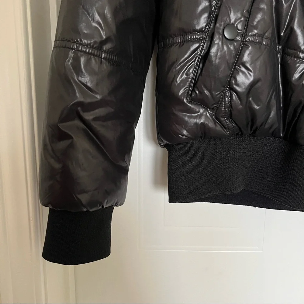 Reebok Black Jacket with Purple Highlights Reversible - Picture 5 of 12